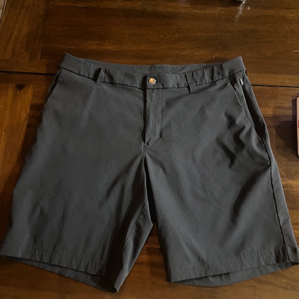 lululemon athletica Men's Charcoal Athletic Shorts